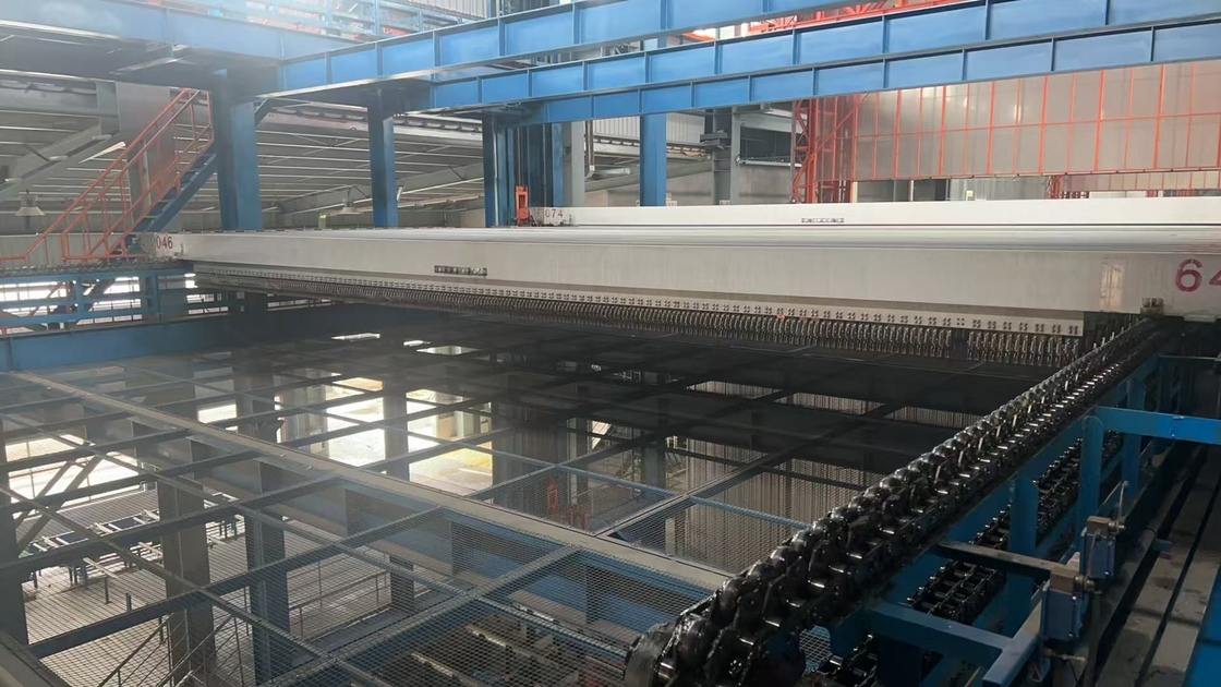 Surface Treatment Equipment For Aluminium Profiles In Automatic Vertical Anodizing Production Line