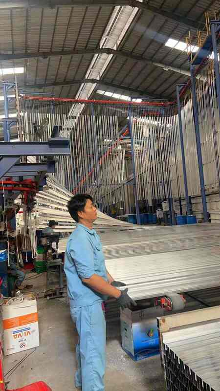 Conveying UnLoading Area System Customized Parameter for Customers  Vertical Powder Coating Line for Aluminum Profiles